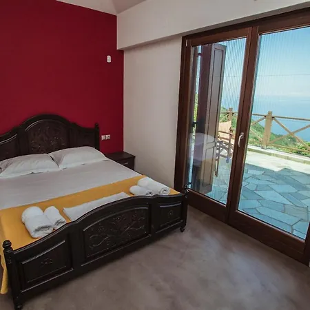 וילה Luxury Mylopotamos